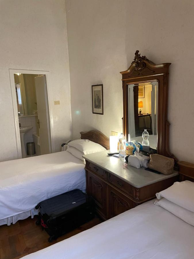 Hotel Fontana Roma Esterno foto