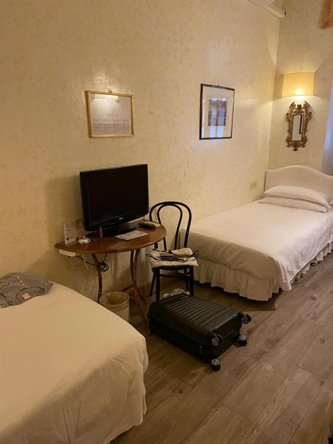 Hotel Fontana Roma Esterno foto