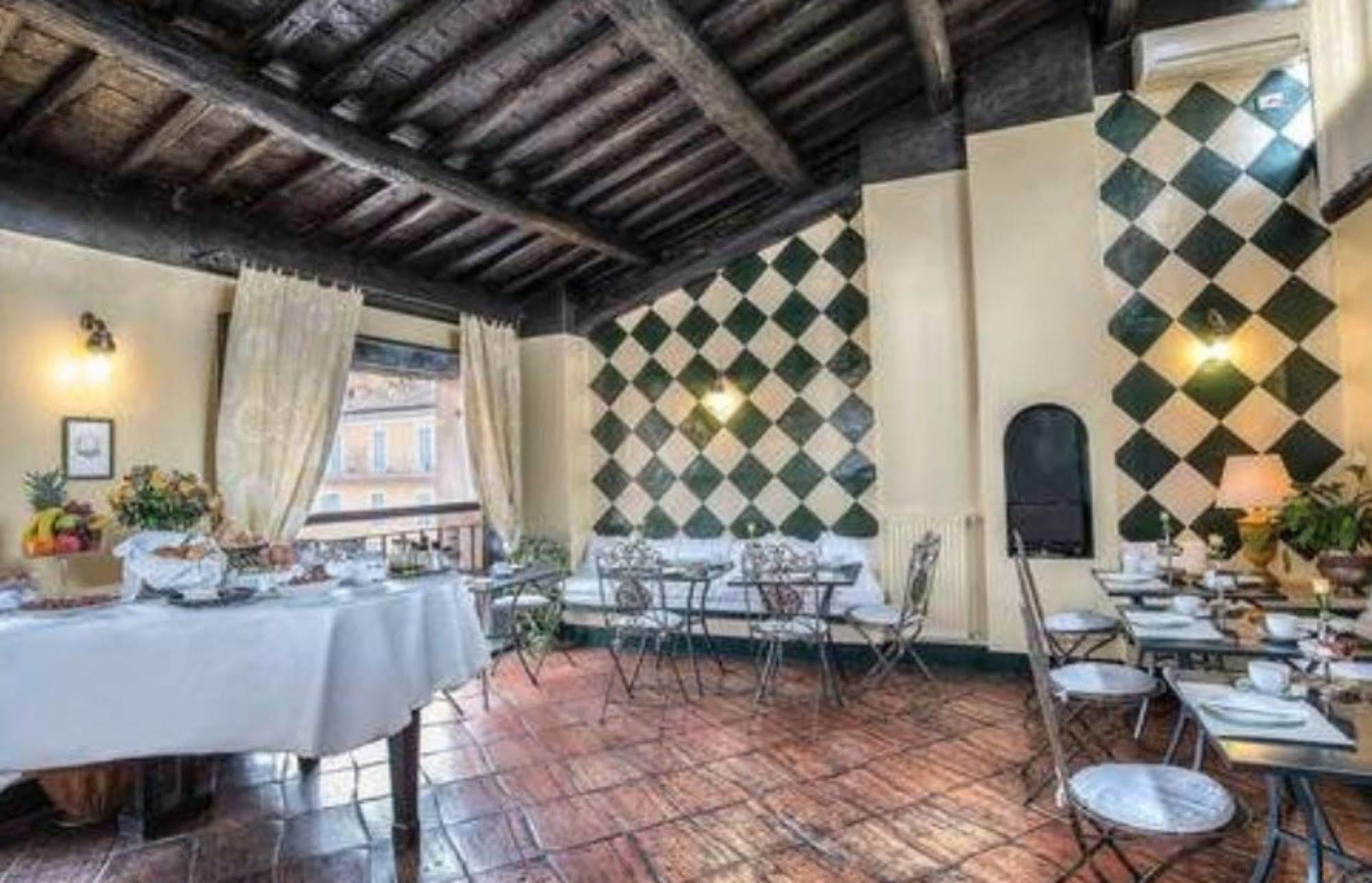 Hotel Fontana Roma Esterno foto