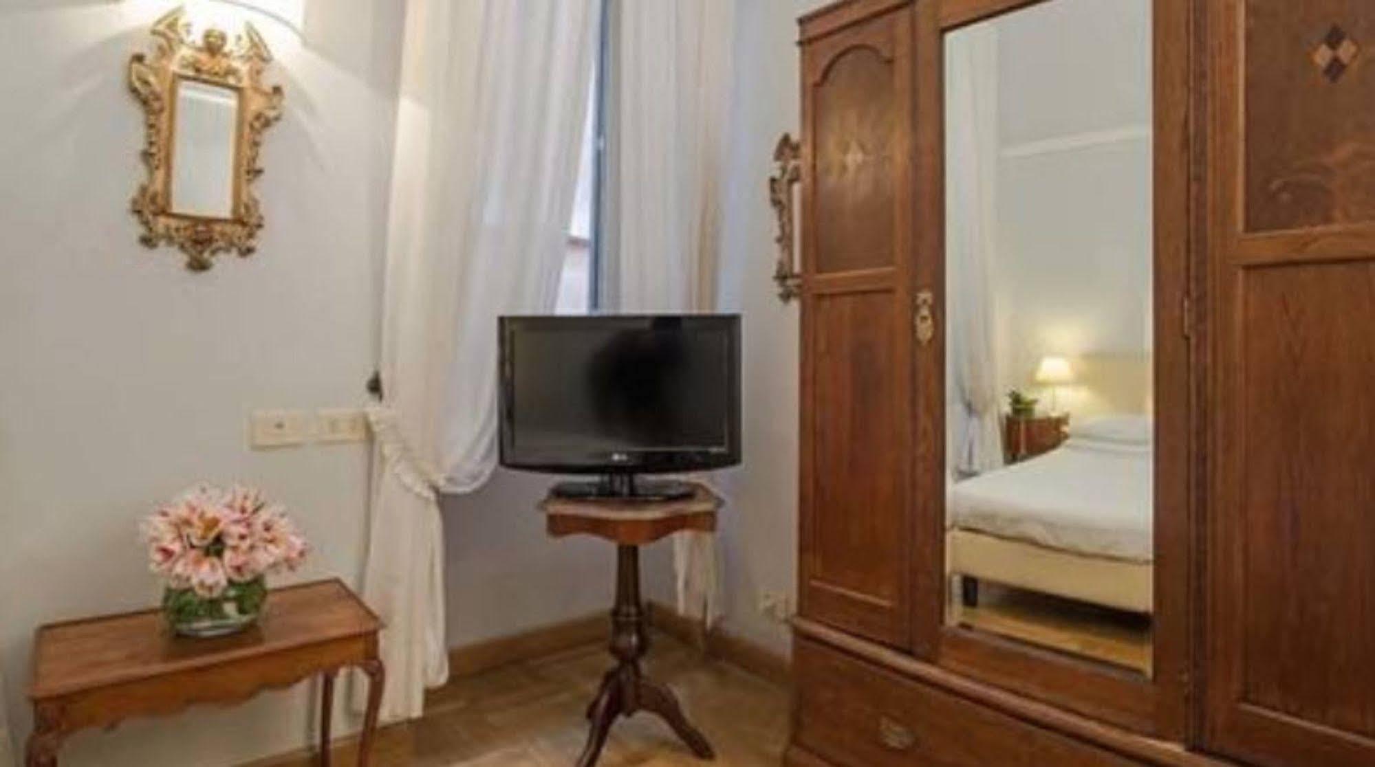 Hotel Fontana Roma Esterno foto